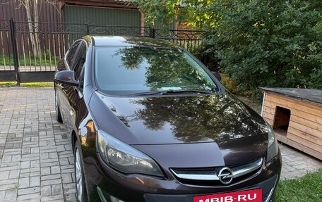 Opel Astra J, 2013 год, 740 000 рублей, 9 фотография