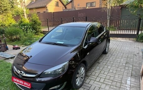 Opel Astra J, 2013 год, 740 000 рублей, 5 фотография