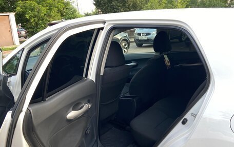 Toyota Auris II, 2009 год, 700 000 рублей, 15 фотография