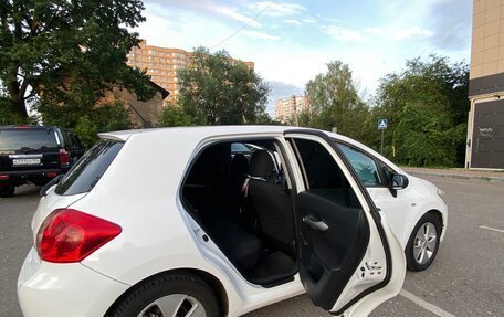 Toyota Auris II, 2009 год, 700 000 рублей, 19 фотография