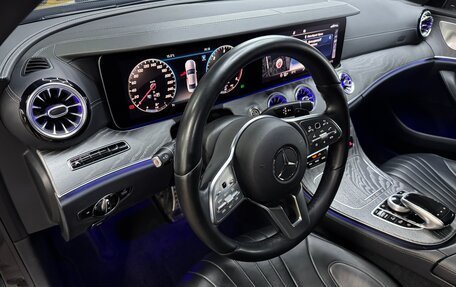 Mercedes-Benz CLS, 2018 год, 4 990 000 рублей, 16 фотография