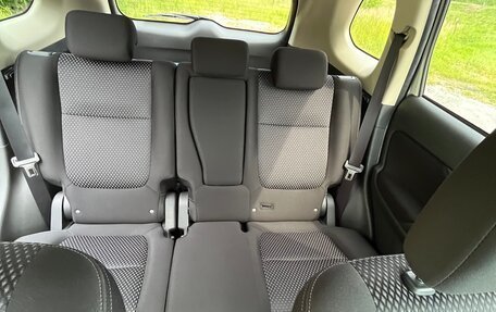 Mitsubishi Outlander III рестайлинг 3, 2018 год, 2 050 000 рублей, 12 фотография