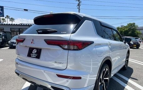 Mitsubishi Outlander, 2022 год, 2 300 334 рублей, 2 фотография