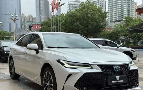 Toyota Avalon, 2022 год, 2 430 000 рублей, 3 фотография