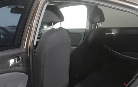 Hyundai Solaris II рестайлинг, 2015 год, 925 000 рублей, 17 фотография