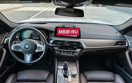 BMW 5 серия, 2019 год, 4 100 000 рублей, 16 фотография