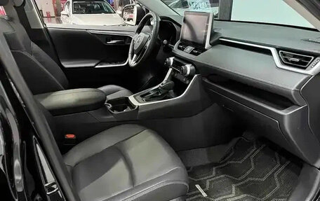 Toyota RAV4, 2022 год, 2 200 199 рублей, 6 фотография
