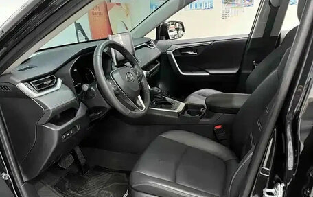 Toyota RAV4, 2022 год, 2 200 199 рублей, 13 фотография