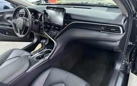 Toyota Camry, 2021 год, 2 060 000 рублей, 7 фотография