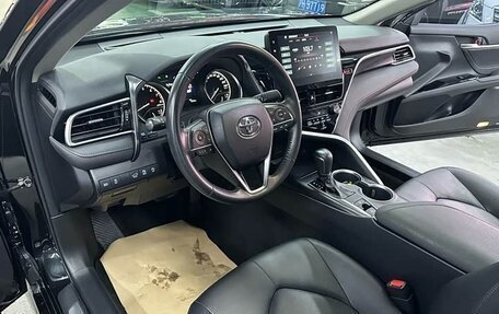 Toyota Camry, 2021 год, 2 060 000 рублей, 8 фотография