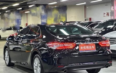 Toyota Camry, 2021 год, 2 060 000 рублей, 5 фотография