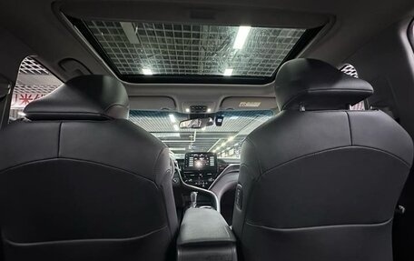 Toyota Camry, 2021 год, 2 060 000 рублей, 15 фотография