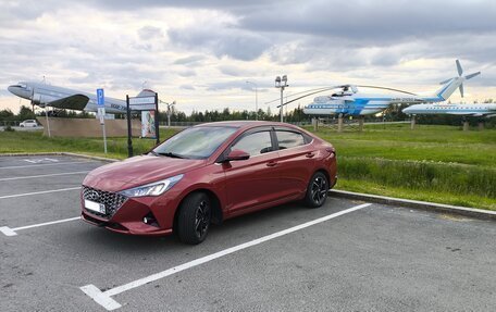 Hyundai Solaris II рестайлинг, 2022 год, 1 800 000 рублей, 6 фотография