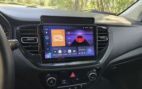 Hyundai Solaris II рестайлинг, 2022 год, 1 800 000 рублей, 8 фотография