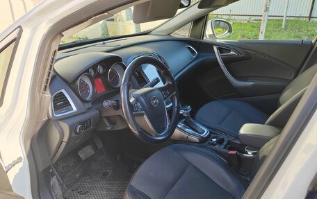 Opel Astra J, 2013 год, 900 000 рублей, 9 фотография
