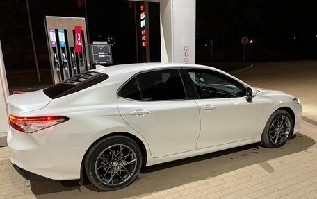 Toyota Camry, 2019 год, 2 970 000 рублей, 7 фотография