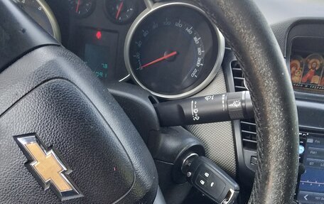 Chevrolet Cruze II, 2011 год, 720 000 рублей, 8 фотография
