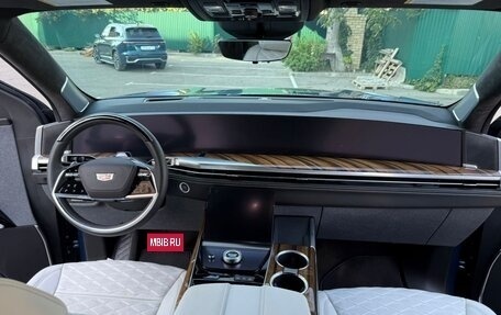 Cadillac Escalade V, 2025 год, 22 900 000 рублей, 14 фотография