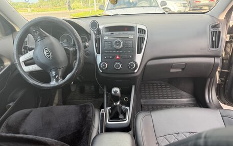 KIA cee'd I рестайлинг, 2010 год, 650 000 рублей, 13 фотография