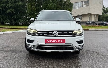 Volkswagen Tiguan II, 2017 год, 2 550 000 рублей, 8 фотография