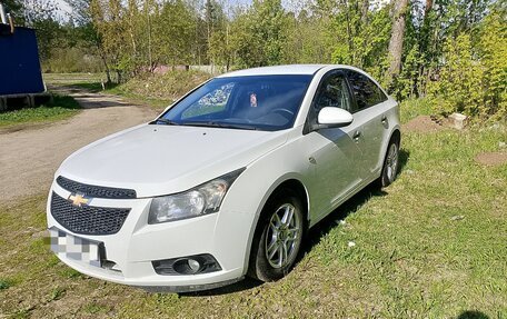 Chevrolet Cruze II, 2010 год, 750 000 рублей, 15 фотография