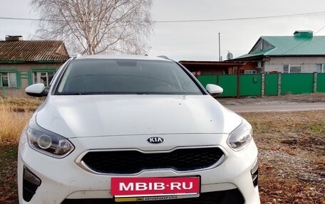 KIA cee'd III, 2019 год, 1 580 000 рублей, 8 фотография