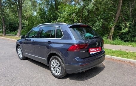 Volkswagen Tiguan II, 2017 год, 2 200 000 рублей, 4 фотография