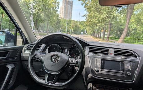 Volkswagen Tiguan II, 2017 год, 2 200 000 рублей, 13 фотография