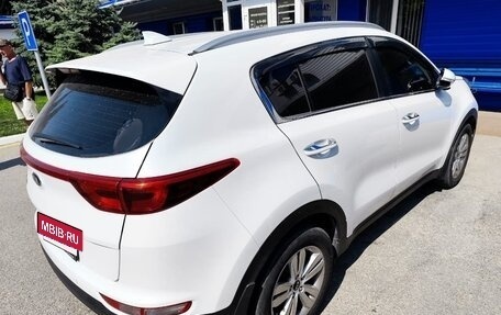 KIA Sportage IV рестайлинг, 2017 год, 2 000 000 рублей, 2 фотография