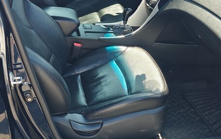 Hyundai Sonata VI, 2011 год, 900 000 рублей, 9 фотография