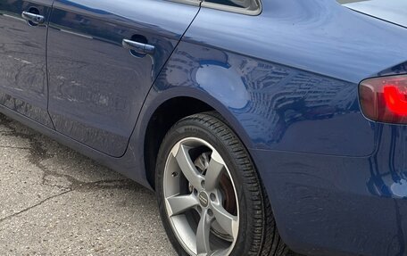 Audi A4, 2015 год, 1 380 000 рублей, 10 фотография