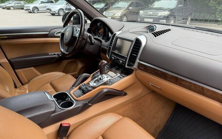 Porsche Cayenne III, 2014 год, 2 900 000 рублей, 15 фотография