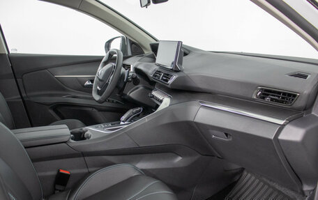 Peugeot 5008 II, 2021 год, 2 570 000 рублей, 9 фотография