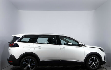 Peugeot 5008 II, 2021 год, 2 570 000 рублей, 4 фотография