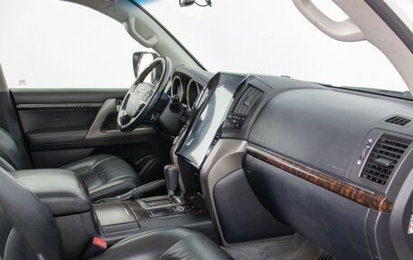 Toyota Land Cruiser 200, 2011 год, 2 750 000 рублей, 7 фотография