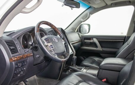 Toyota Land Cruiser 200, 2011 год, 2 750 000 рублей, 8 фотография