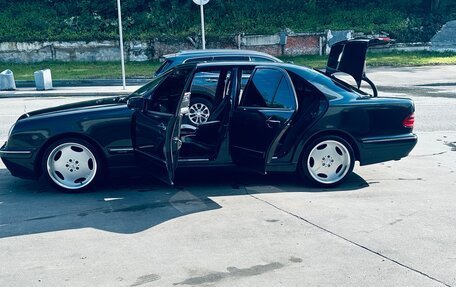 Mercedes-Benz E-Класс, 2000 год, 830 000 рублей, 9 фотография