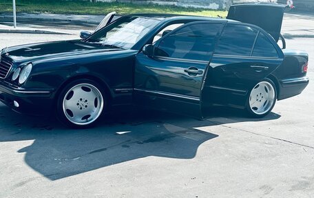 Mercedes-Benz E-Класс, 2000 год, 830 000 рублей, 10 фотография