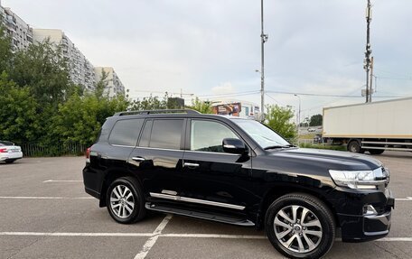 Toyota Land Cruiser 200, 2018 год, 6 600 000 рублей, 13 фотография