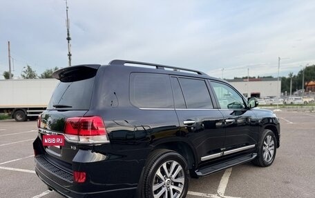 Toyota Land Cruiser 200, 2018 год, 6 600 000 рублей, 4 фотография