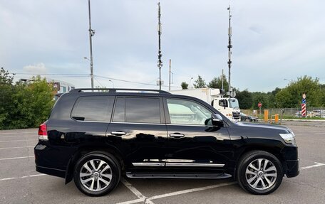 Toyota Land Cruiser 200, 2018 год, 6 600 000 рублей, 18 фотография