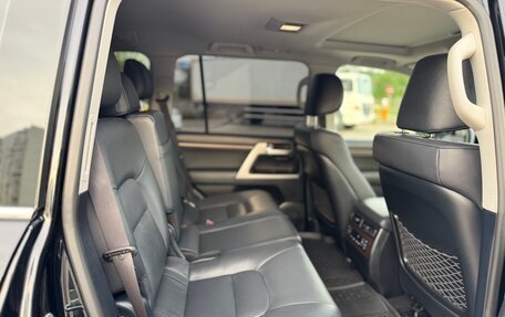 Toyota Land Cruiser 200, 2018 год, 6 600 000 рублей, 21 фотография