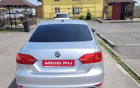 Volkswagen Jetta VI, 2013 год, 1 100 000 рублей, 16 фотография