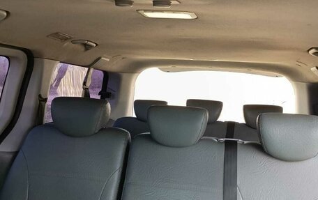 Hyundai H-1 II рестайлинг, 2013 год, 1 650 000 рублей, 8 фотография