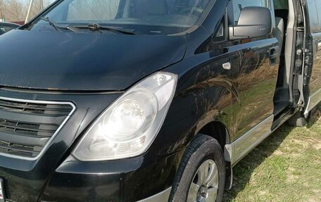 Hyundai H-1 II рестайлинг, 2013 год, 1 650 000 рублей, 4 фотография