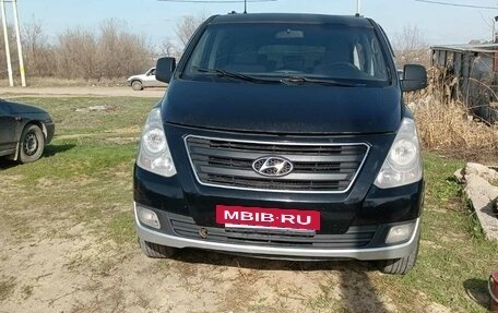 Hyundai H-1 II рестайлинг, 2013 год, 1 650 000 рублей, 3 фотография