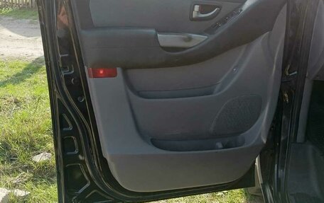 Hyundai H-1 II рестайлинг, 2013 год, 1 650 000 рублей, 14 фотография