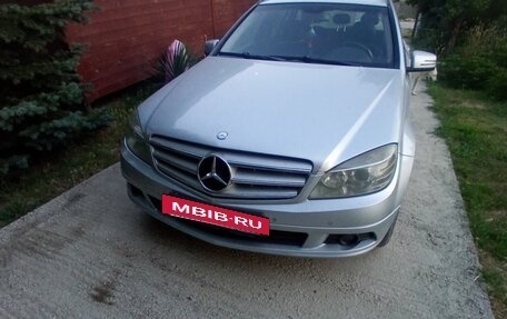 Mercedes-Benz C-Класс, 2009 год, 900 000 рублей, 3 фотография