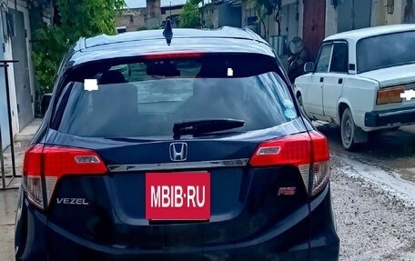 Honda Vezel, 2019 год, 1 890 000 рублей, 3 фотография