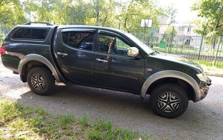 Mitsubishi L200 IV рестайлинг, 2012 год, 1 250 000 рублей, 7 фотография